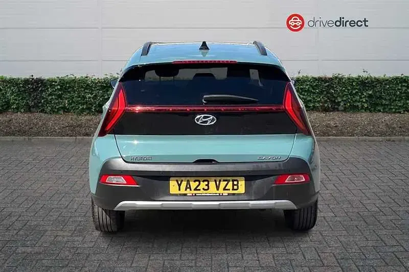 Used Hyundai Bayon Premium 100 HP (73 kW) 2023 Green SUV