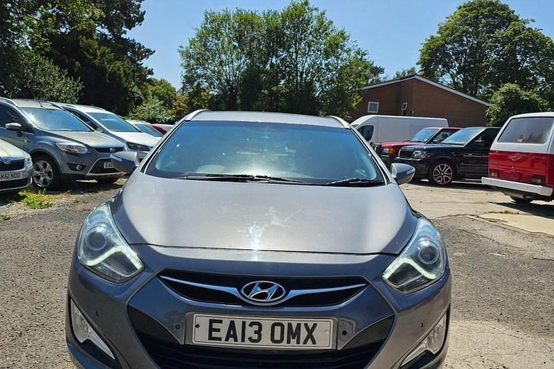 Silver Used 2013 Hyundai i40 Style Estate | £2,999 (A bit pricey) - Image 1/1