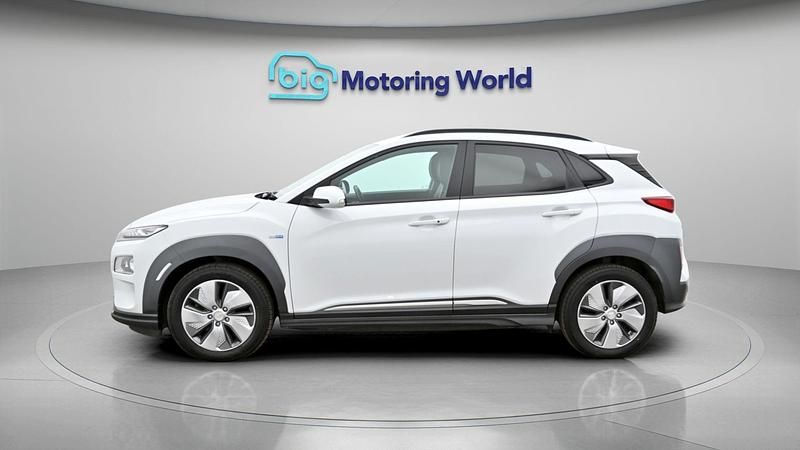 Used Hyundai Kona Premium SE 150 kW (204 HP) 2020 White SUV