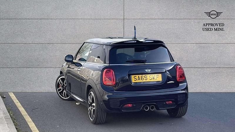 Używany Mini John Cooper Works Sport 231 KM (169 kW) 2019 Czarny Hatchback