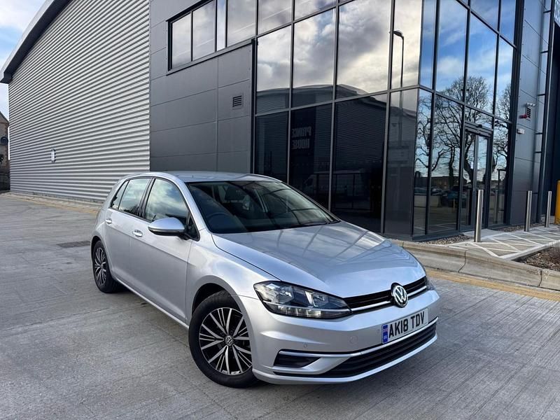 Silver Used 2018 VW Golf VII SE Hatchback | £10,250 (Super price) - Image 1/4