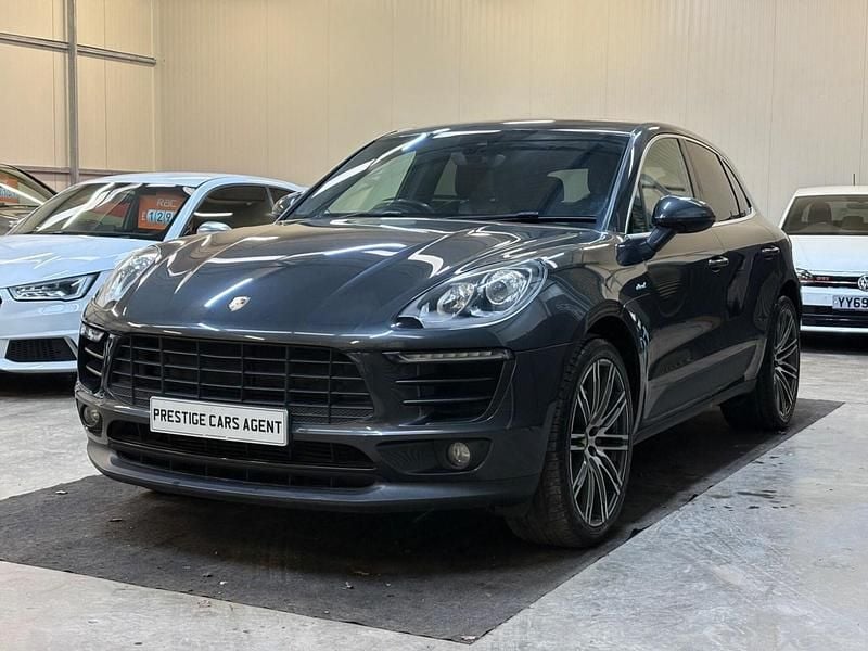 Used Porsche Macan 258 HP (189 kW) 2016 Grey SUV