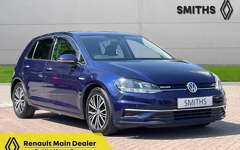 Used VW Golf VII SE 131 HP (96 kW) 2018 Hatchback