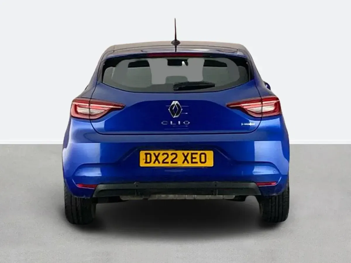 Used Renault Clio Iconic 2022 Blue Hatchback