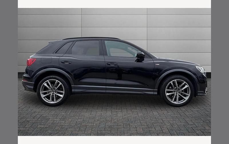 Used Audi Q3 Black Edition 150 HP (110 kW) 2023 Mythos black SUV