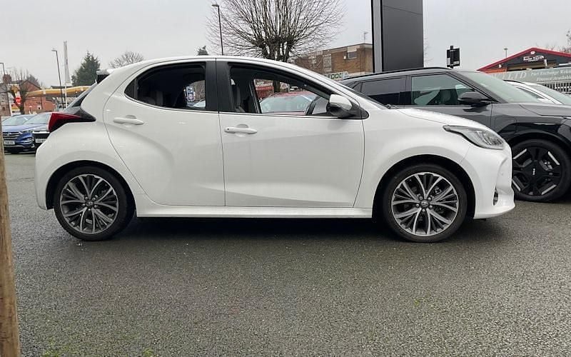 Used Toyota Yaris Hybrid 116 HP (85 kW) 2025 Hatchback