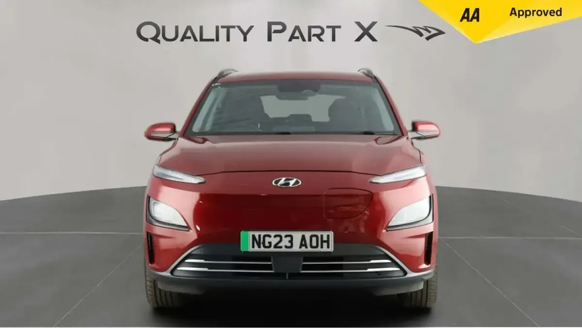 Used Hyundai Kona Premium 100 kW (136 HP) 2023 Red SUV
