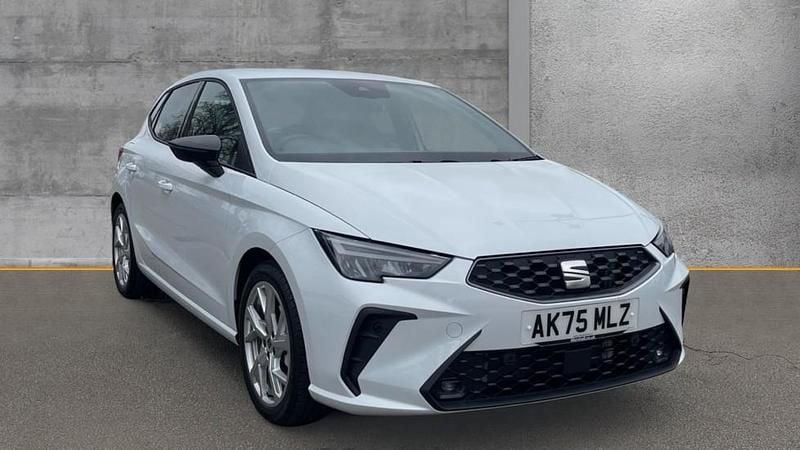 New Seat Ibiza FR First Edition 115 HP (84 kW) 2026 White Hatchback