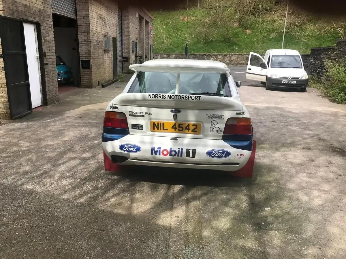 Used Ford Escort RS 1989 White Hatchback
