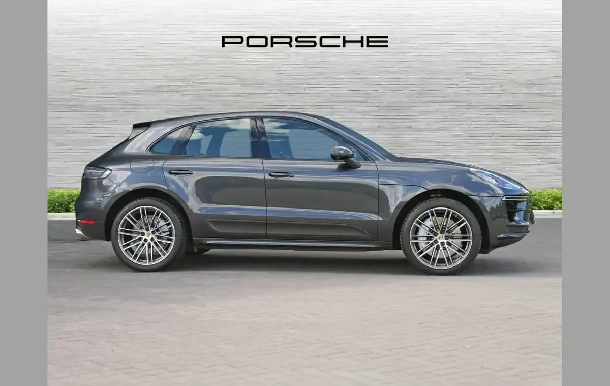 Used Porsche Macan Turbo 434 HP (319 kW) 2019 Grey SUV