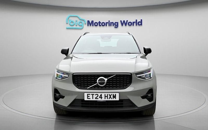 Used Volvo XC40 Plus 163 HP (119 kW) 2026 SUV