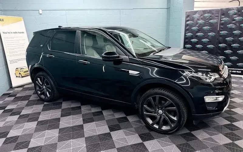 Used Land Rover Discovery 5 HSE Luxury 179 HP (131 kW) 2019 SUV