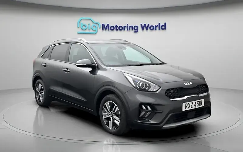 Used Kia Niro 141 HP (103 kW) 2022 Grey SUV