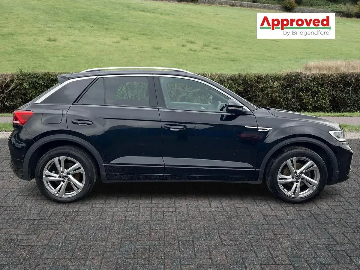 Usado VW T-Roc R-line 150 CV (110 kW) 2022 Negro SUV