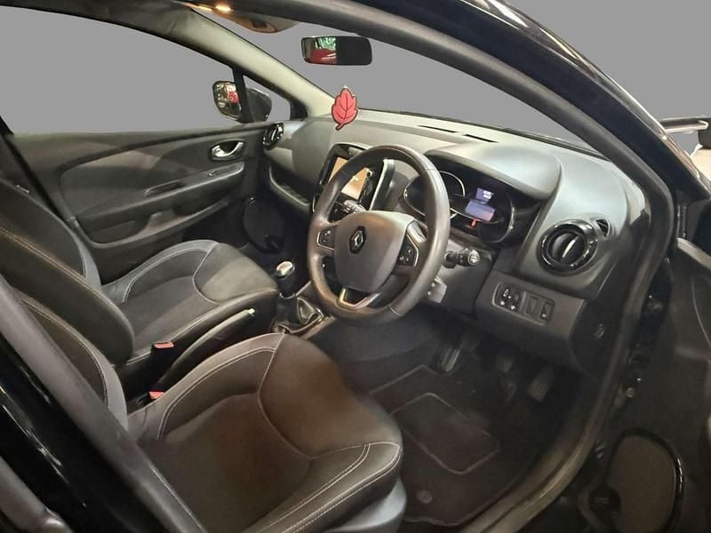 Used Renault Clio IV Iconic 90 HP (66 kW) 2019 Black Hatchback