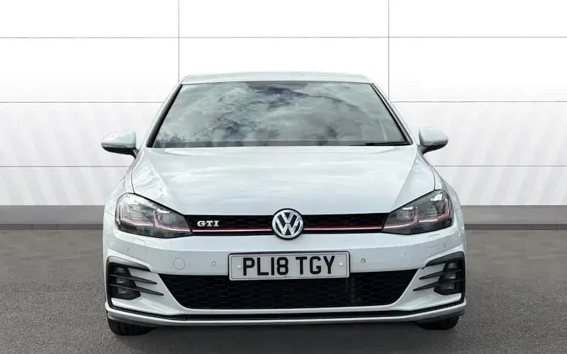 Used VW Golf VII GTI 245 HP (180 kW) 2018 White Hatchback