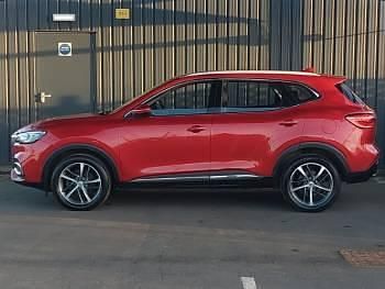 Used MG HS Excite 162 HP (119 kW) 2023 Red SUV