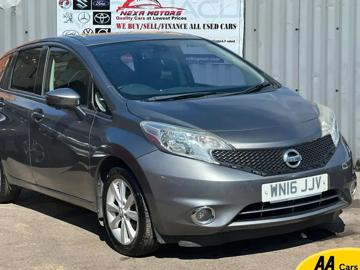 Used Nissan Note Tekna 90 HP (66 kW) 2016 Grey Hatchback