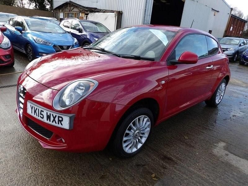 Used Alfa Romeo MiTo Sprint 85 HP (62 kW) 2015 Red Hatchback