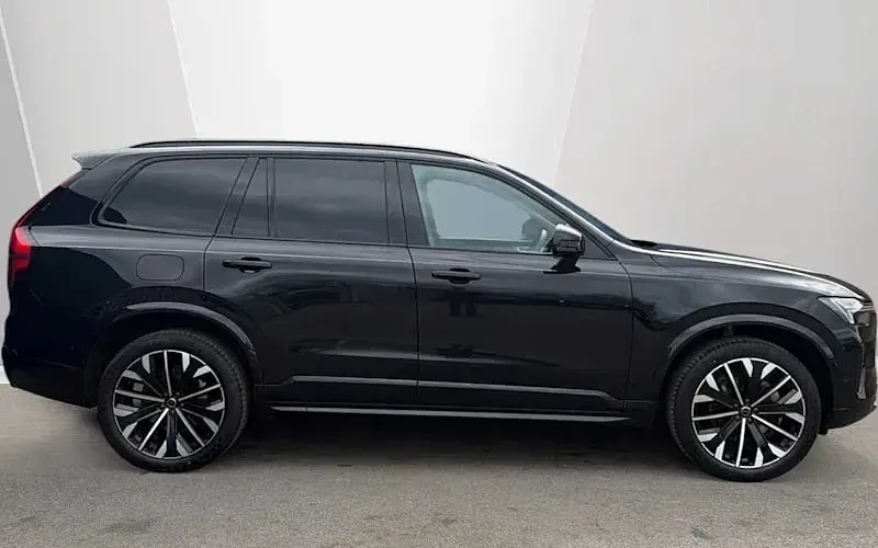 Usado Volvo XC90 Ultra 250 HP (183 kW) 2025 SUV