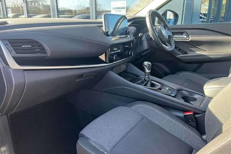 Used Nissan Qashqai N-Connecta 138 HP (101 kW) 2022 Black SUV