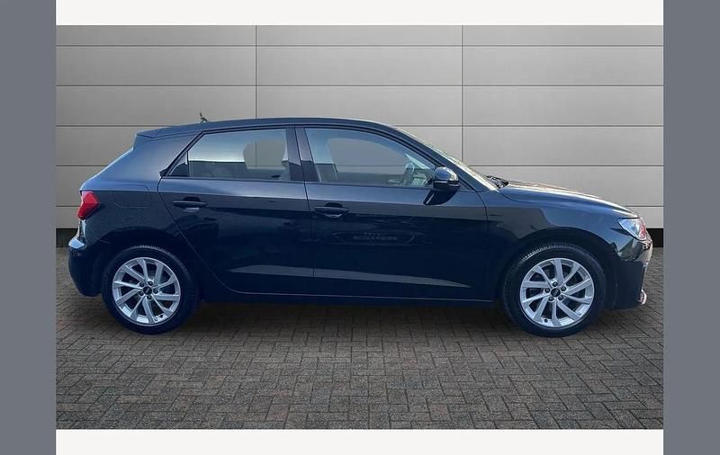 Used Audi A1 Sport 110 HP (80 kW) 2022 Black SUV