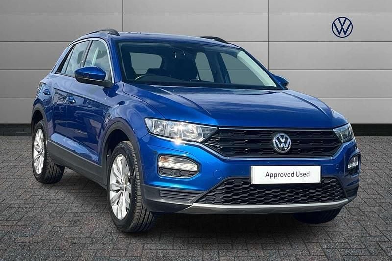 Blue Used 2018 VW T-Roc SE SUV | £12,250 (Good price) - Image 1/4