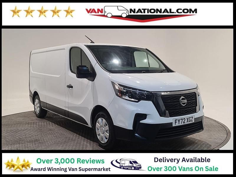 White Used 2022 Nissan Primastar Visia MPV | £15,990 (A bit pricey) - Image 1/3