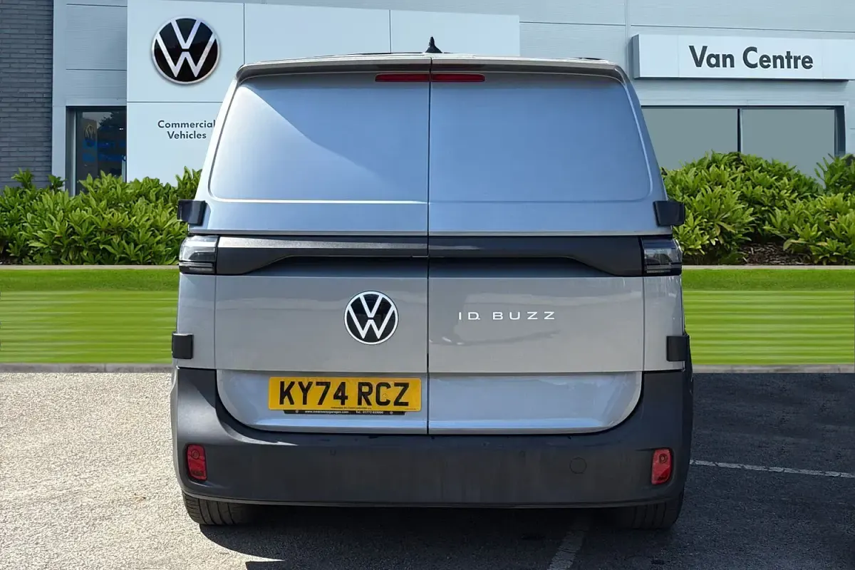 Used VW ID. Buzz 210 kW (286 HP) 2024 Silver MPV