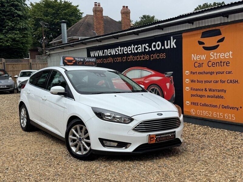 White Used 2016 Ford Focus Titanium Hatchback | £7,184 (Good price) - Image 1/3