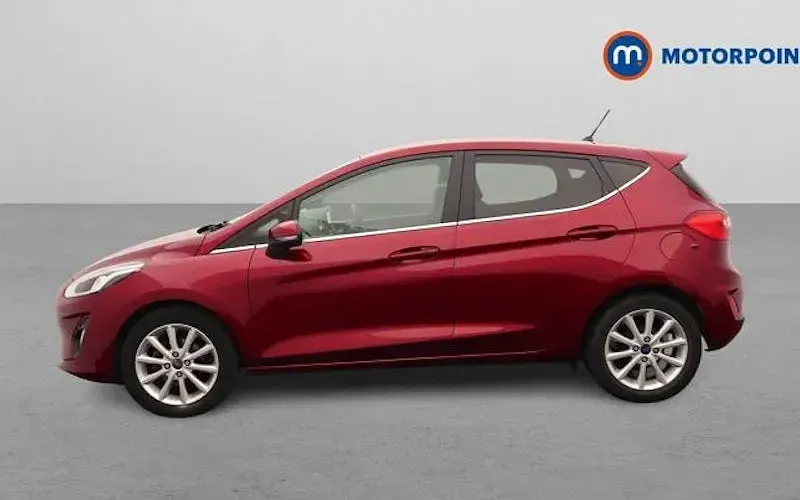 Używany Ford Fiesta Titanium 101 KM (74 kW) 2021 Hatchback