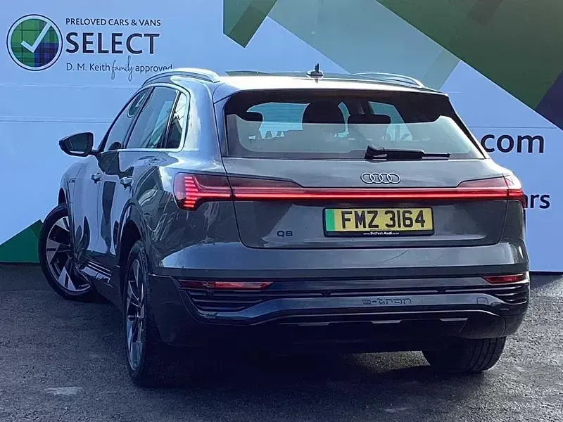 Used Audi Q8 e-tron Sport 250 kW (340 HP) 2024 Suzuka grey metallic SUV