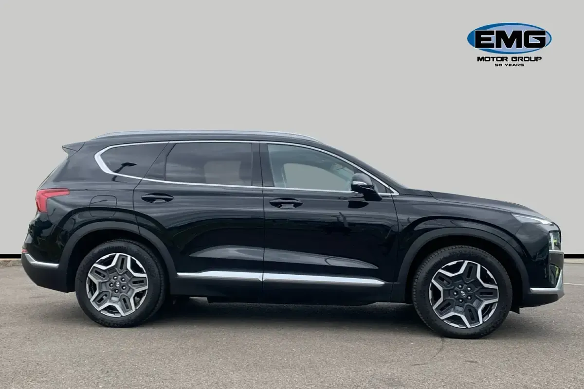 Used Hyundai Santa Fe Premium 265 HP (194 kW) 2021 Black SUV