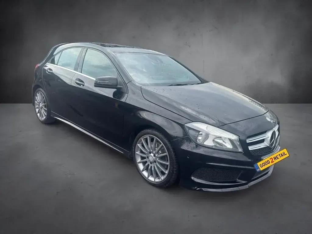 Begagnad Mercedes A250 AMG 2013 Svart Halvkombi