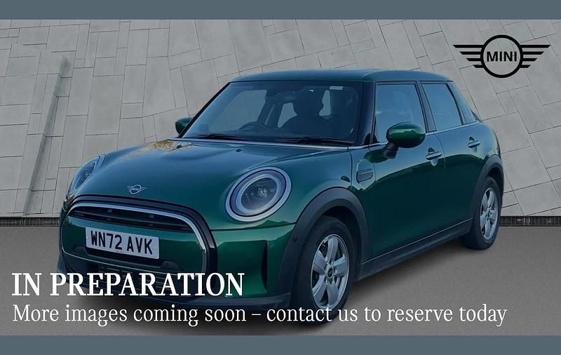 Used Mini Cooper Classic 134 HP (98 kW) 2022 Green Hatchback