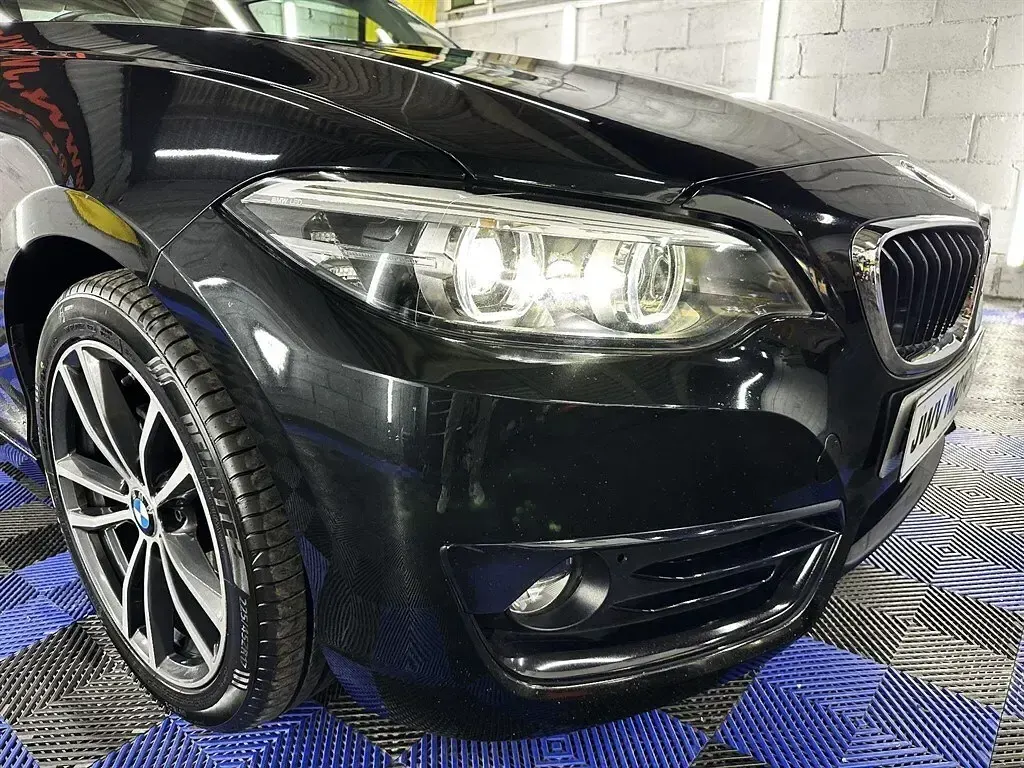 Used BMW 218 Sport Line 2017 Black Coupe