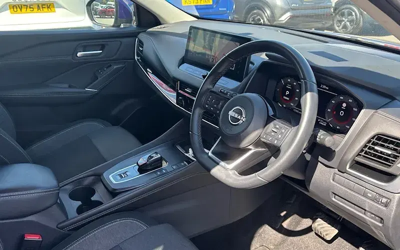 Used Nissan Qashqai N-Connecta 190 HP (139 kW) 2023 Blue SUV