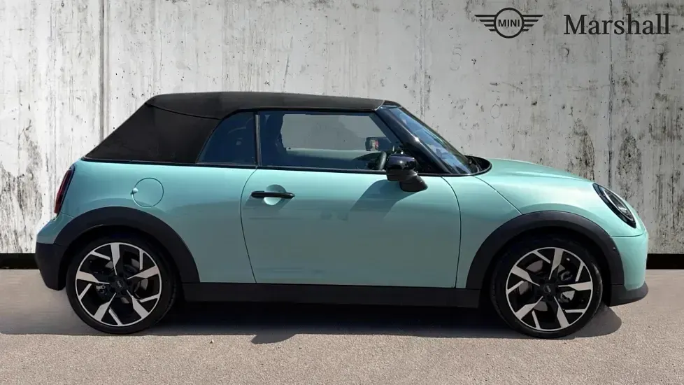 Used Mini Cooper Exclusive 147 kW (201 HP) 2026 Ocean wave green Hatchback