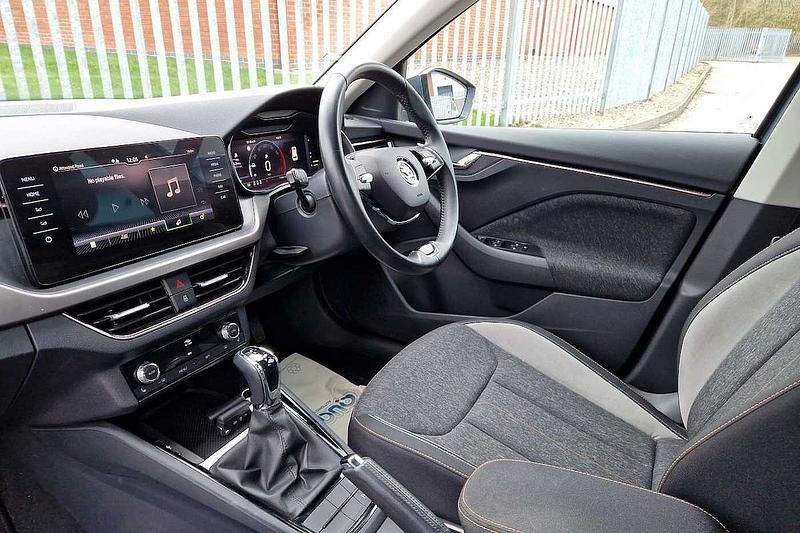 Used Skoda 110 R SE L Executive 81 HP (59 kW) 2023 Graphite grey metallic Estate