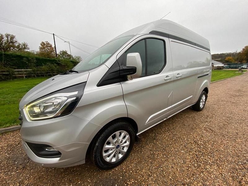 Used Ford Transit Custom Limited 130 HP (95 kW) 2021 Silver Van