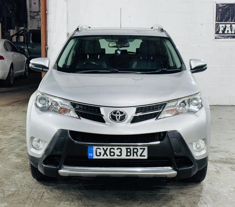 Used Toyota RAV4 150 HP (110 kW) 2013 Silver SUV