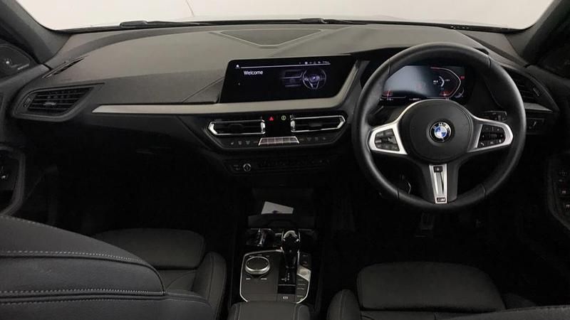 Used BMW 118 M Sport 138 HP (101 kW) 2020 Black Hatchback