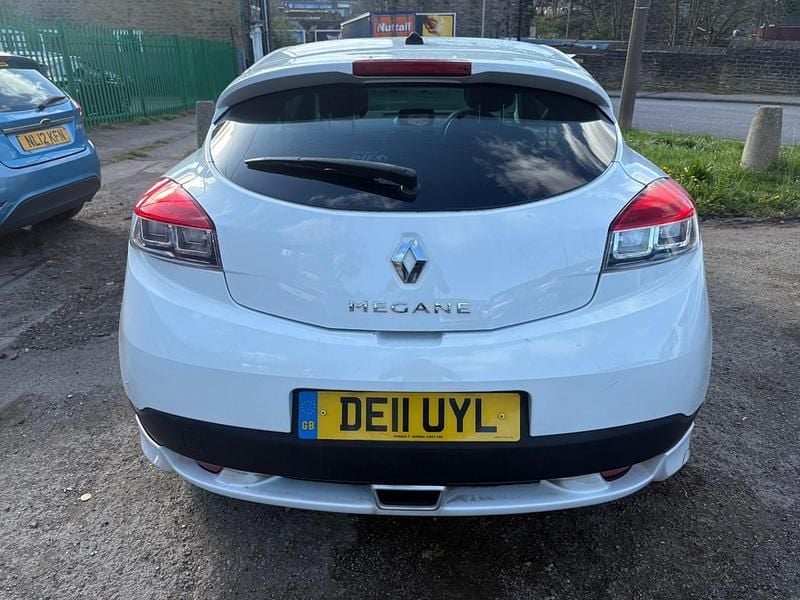 Used Renault Mégane Coupé Dynamique 2011 White Coupe