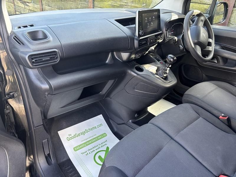 Used Citroën Berlingo 2022 Black MPV