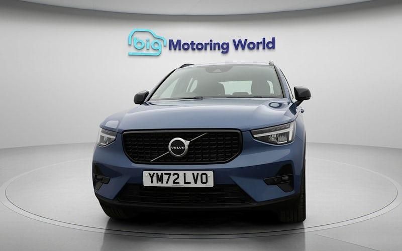 Used Volvo XC40 Plus 211 HP (155 kW) 2023 Blue SUV