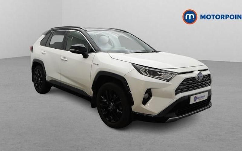 Used 2023 Toyota RAV4 Estate | £25,349 (Super price) - Image 1/4