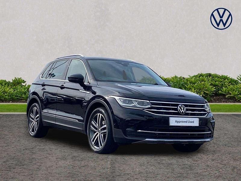 Black Used 2023 VW Tiguan Elegance SUV | £29,780 (Expensive) - Image 1/4