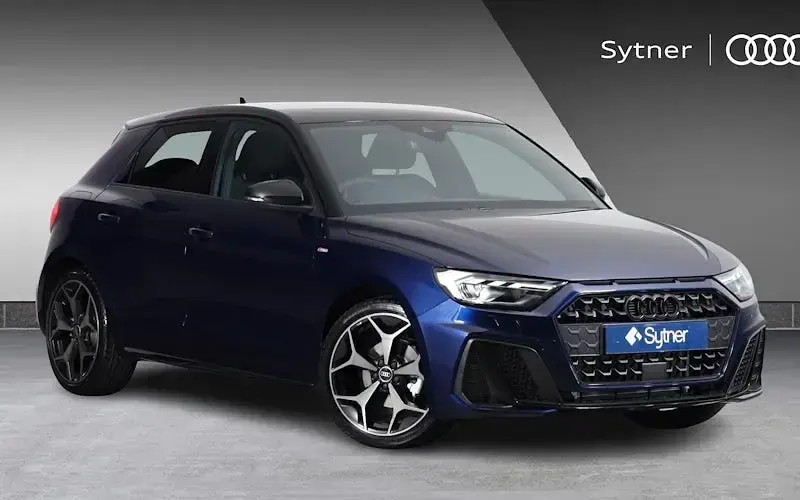 Usado Audi A1 Sportback Black Edition 116 HP (85 kW) 2026 Citadino