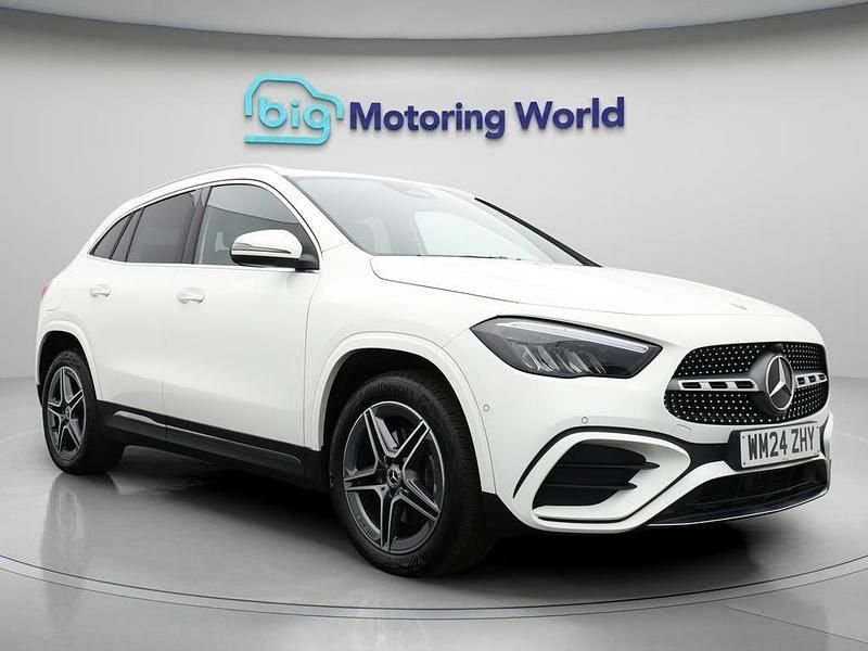 White Used 2024 Mercedes GLA250 Executive SUV | £31,200 (Fair price) - Image 1/4