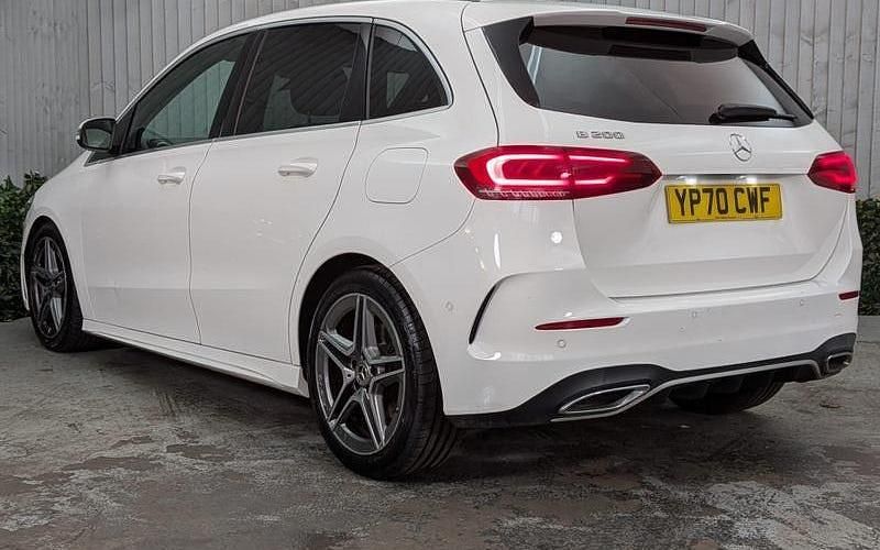 Used Mercedes B200 Executive 163 HP (119 kW) 2022 MPV